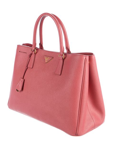 prada saffiano vernice tote bag|Prada saffiano lux tote large.